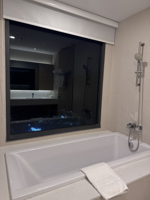 นอนชมวิวทะเลที่ Arize Hotel Sri Racha