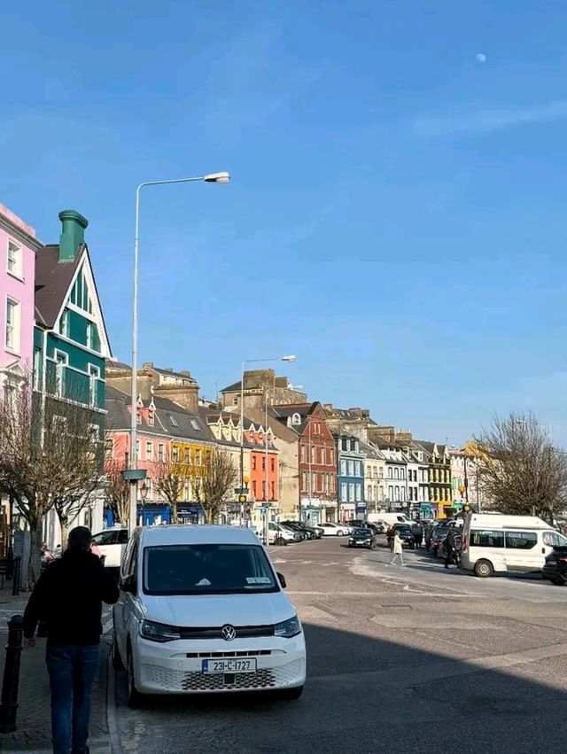 Cobh – A Colorful Port Town with a Titanic Legacy