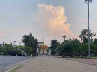 ทุ่งศรีเมือง - สวนสาธารณะ/ลานกิจกรรมใจกลางเมือง