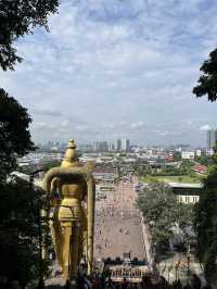 Exploring Batu Caves – A Sacred and Stunning Destination Near Kuala Lumpur