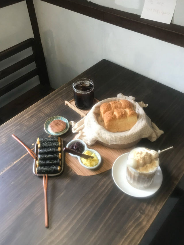 🤎아늑하게 느껴졌던 카페 기공☕