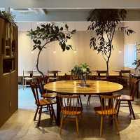Moderato on the green Cafe