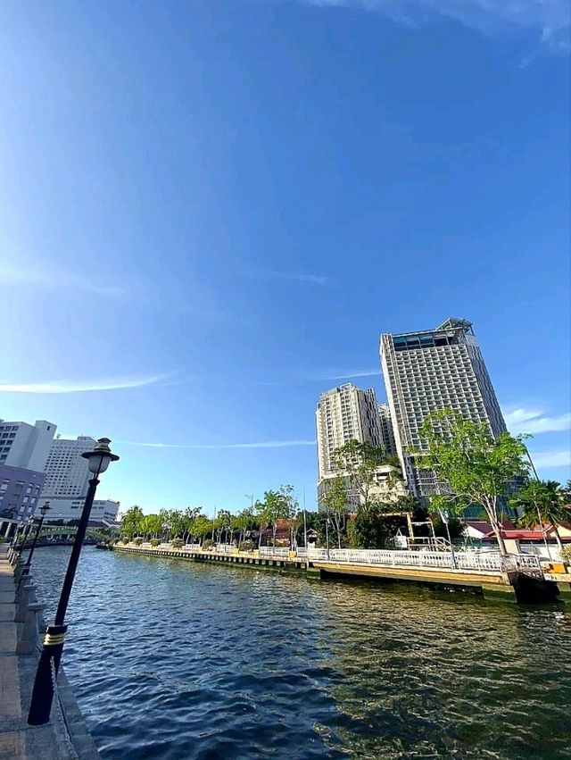“Swiss‑Garden Hotel Melaka:The River‑View Family Haven”