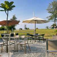 Found My Chill at Pantai Pandak: Sip.Trg