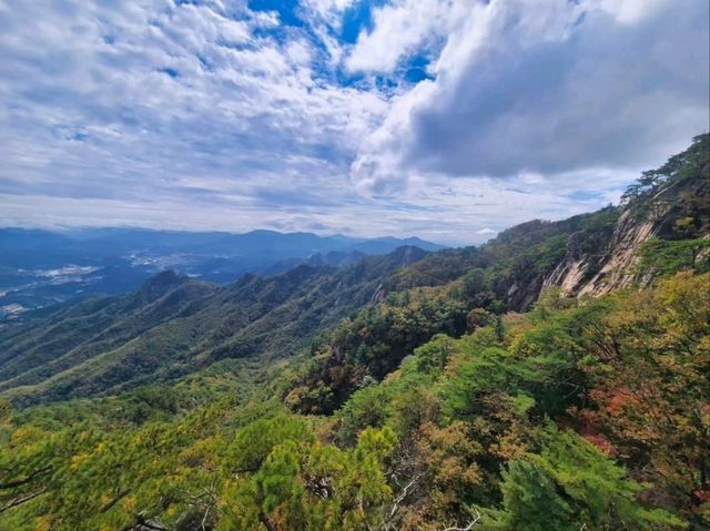 Unaksan: Rocky Trails and Sky-High Feels