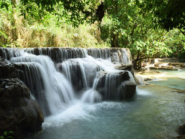 エメラルドグリーンの楽園、タートクワンシー滝。🌿💧