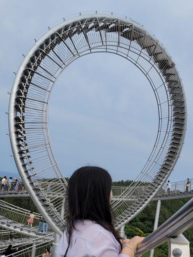 포스코에서 만든 멋진 구조물 <스페이스워크>