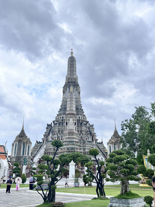 วัดอรุณเมืองเก่าน่าเที่ยว