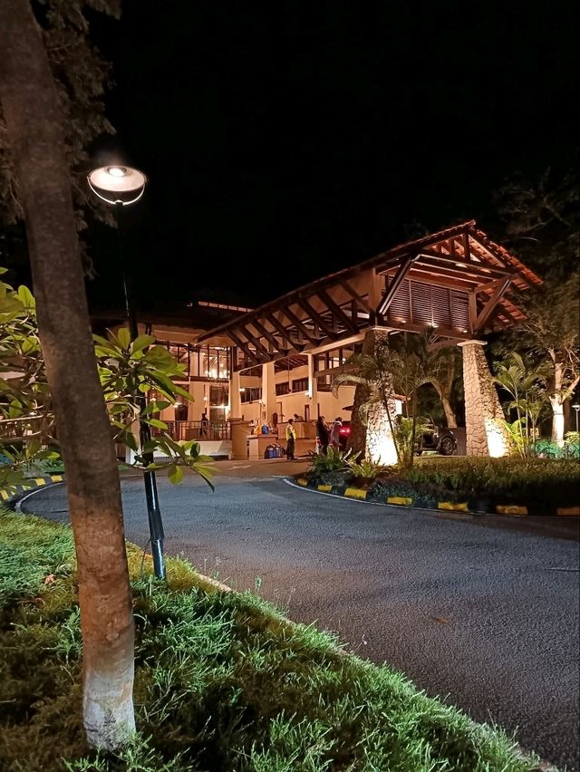 “Avillion Port Dickson – Where Rustic Luxury Meets the Sea”