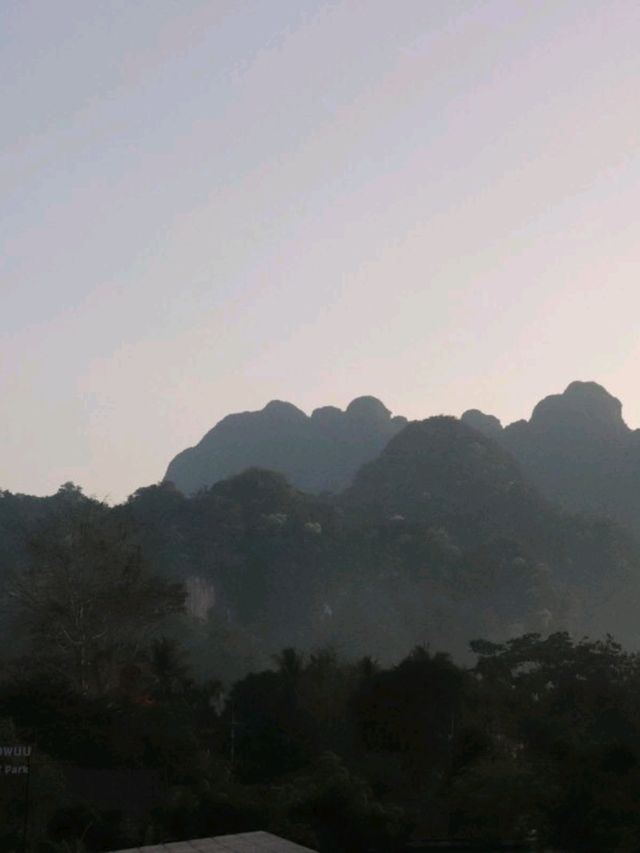 อุทยานแห่งชาติคลองพนม จ. สุราษฎร์ธานี 