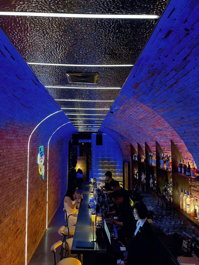 Parallel Cocktail Bar