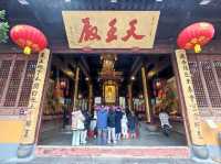 วัดเก่าแก่อายุกว่า 1,700 ปี ในเมืองเซี่ยงไฮ้