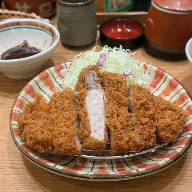 和歌山市 | 厚切りとんかつ よし平 キーノ和歌山店