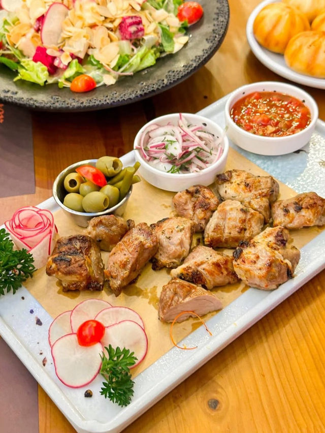 Lala Beer Restaurant & Bar