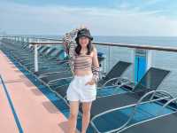 Royal Caribbean Vibes: Eat. Sleep. Play. Repeat. 🚢✨