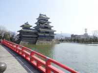 🏯 Matsumoto-jō Castle – Majestic, Peaceful, and Unforgettable