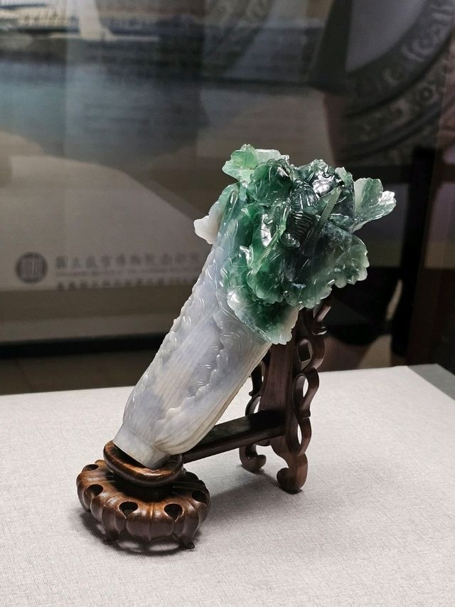 經典博物館〔台北故宮博物院〕，必看傳世翠玉白菜