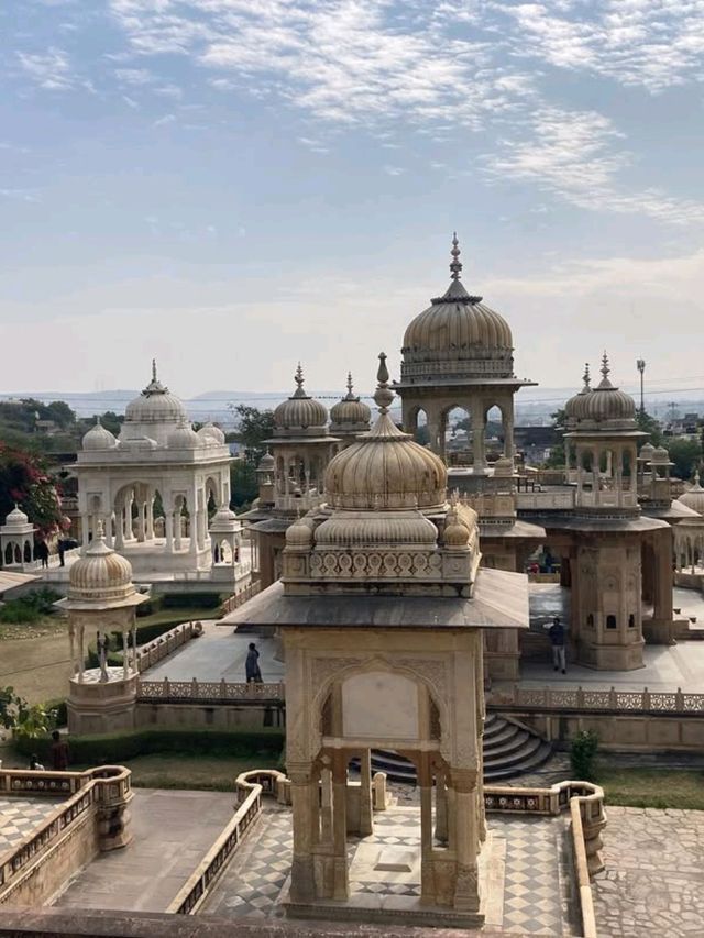 Gatore Ki Chhatriyan Is Quietly Stunning