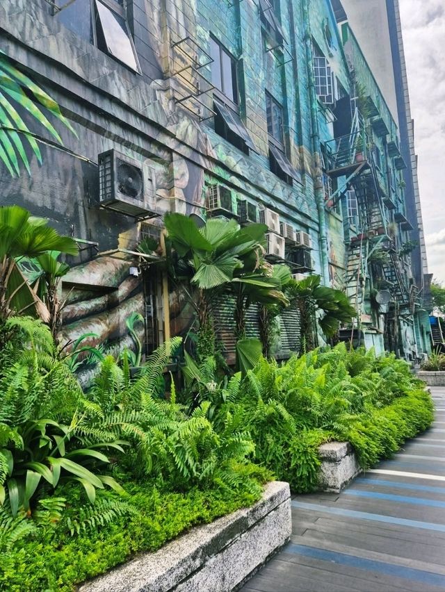 The murals at the KL River of Life
