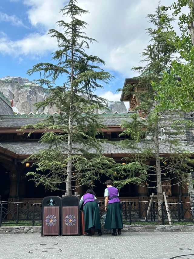 The Enchanted Realms of Tokyo DisneySea you must not miss