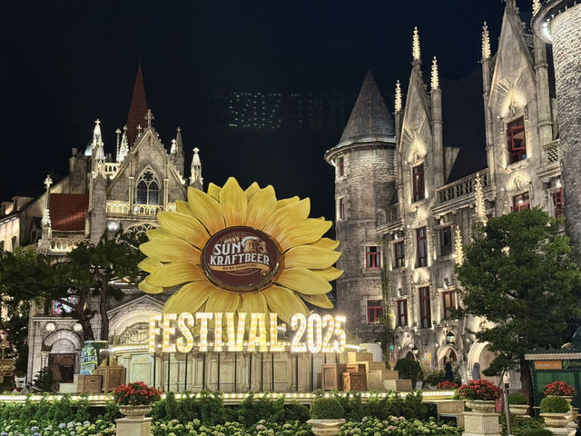 Castle Stay in the Clouds: Mercure Danang French Village