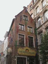 🇧🇪 Brussels Walkthrough — Charming but Not Thrilling