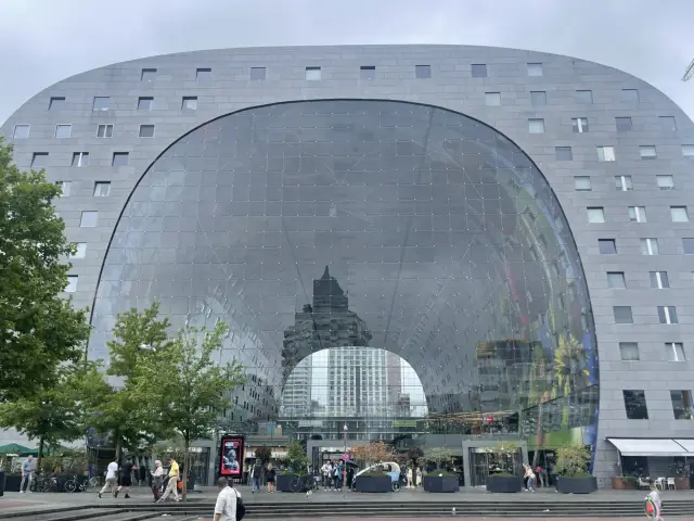 Markthal: A Rotterdam Icon and a Global Food Hub!
