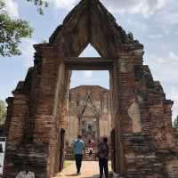 🏯 วัดราชบูรณะ – วัดเก่าแก่และกรุสมบัติสุดลึกลับ