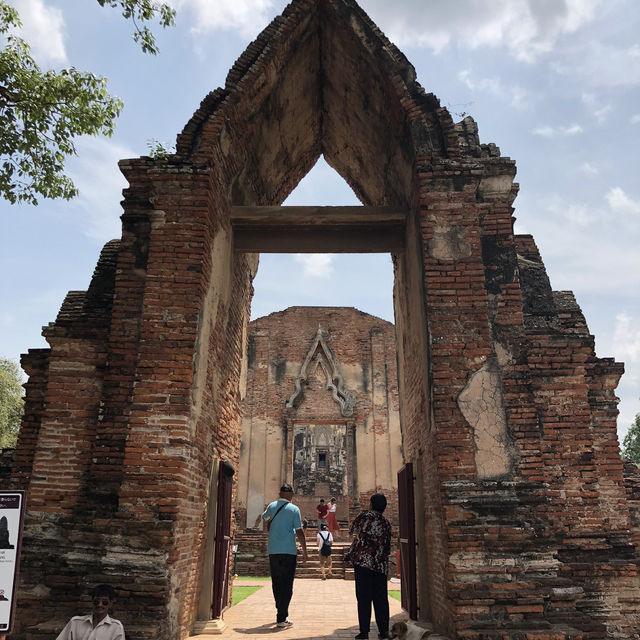 🏯 วัดราชบูรณะ – วัดเก่าแก่และกรุสมบัติสุดลึกลับ