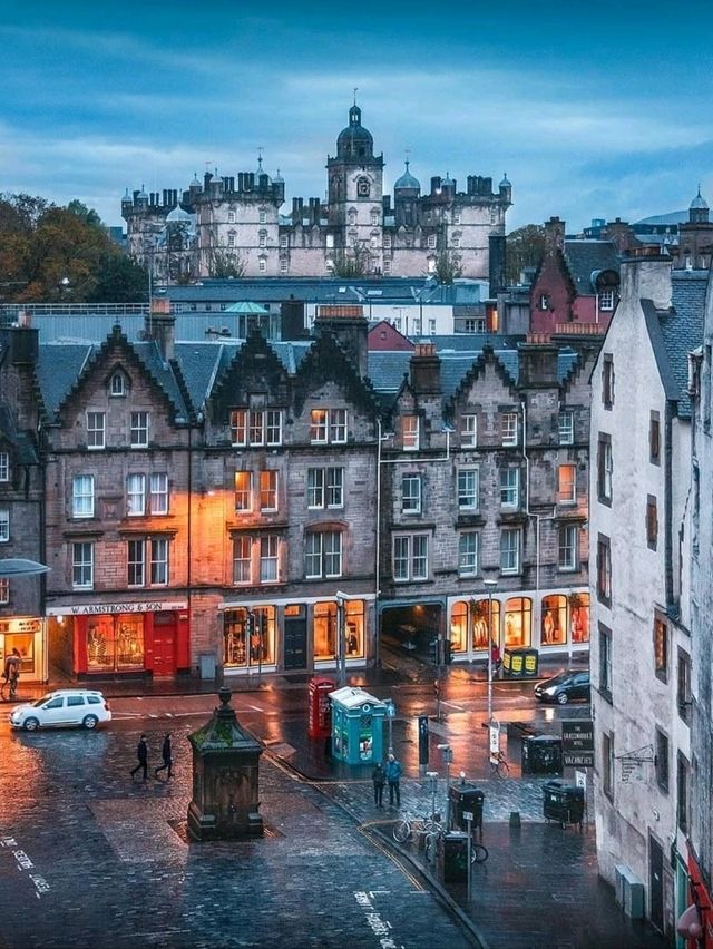 🏰🌿 Edinburgh: Scotland’s Historic and Cultural Heart 🏰🌿 Edinburgh: Scotland’s Historic and Cultural Heart
