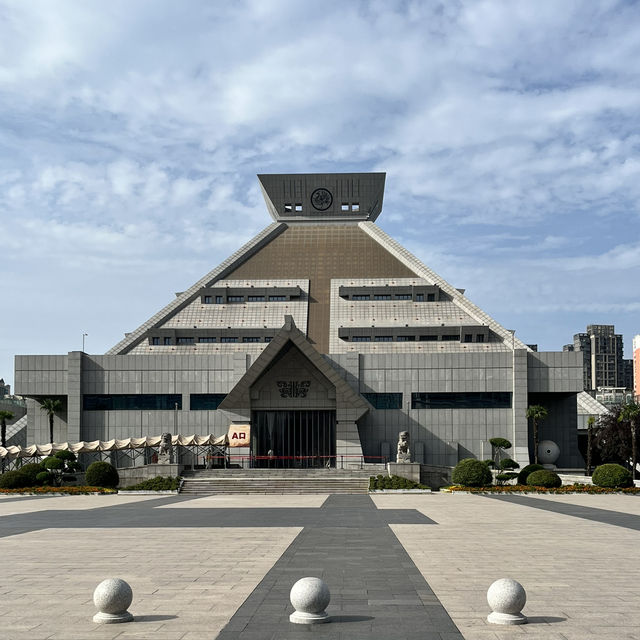 🏛 Henan Museum — Treasures of China’s Heartland