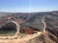  Detailed Guide to 七彩丹霞 – China’s Rainbow Mountains 🌈