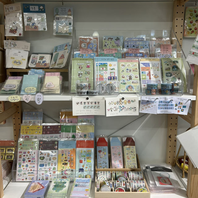 【🇰🇷：広安洞】シールやノートがいっぱい📔