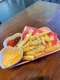 SMALL HiLL Cafe