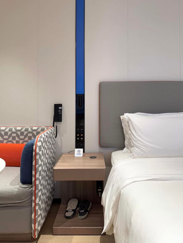 Holiday Inn Express Shanghai Jing An Temple Holiday Inn Express Shanghai Jing An Temple