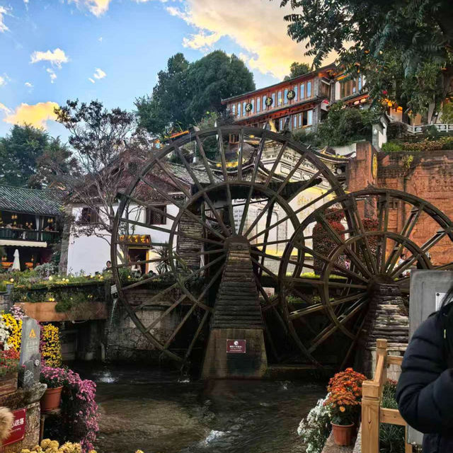 Lost in the Magic of Lijiang Old Town 