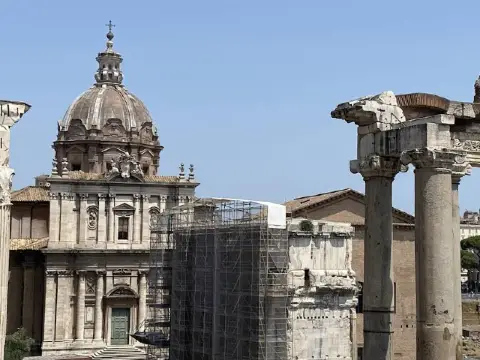 🏛️ Ancient Rome’s Legacy Sustained at the Capitoline Museums 🎨