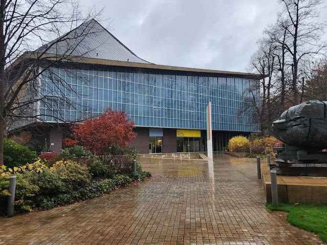 🎓🔬 Explore the Wonders of Science at The Science Museum, London 🌍✨