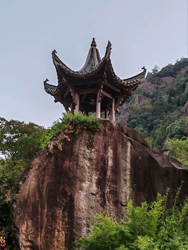 Wangxian Valley: A Scenic Masterpiece