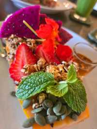 A QUAINT LITTLE CAFÉ WITH DELICIOUS RED VELVET PANCAKES.