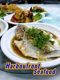 Affordable Stay, Convenience & Great Seafood in Desaru!