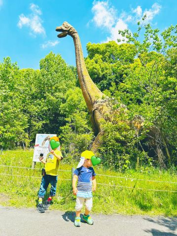 名古屋］実物大の恐竜が出現！青空の下、大高緑地で恐竜に会いに行こう