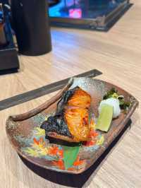  Robatayaki ร้านนี้มีทีเด็ด! “ย่างฟาง” หอมละมุน ฟีลดีมาก