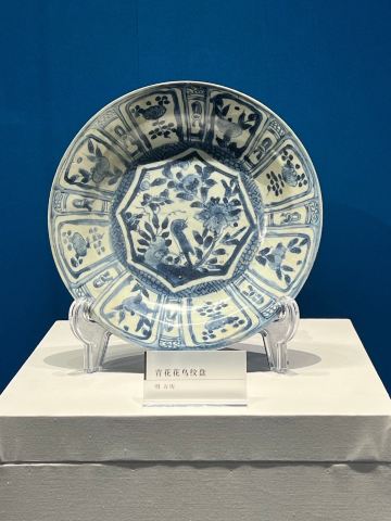 沈陽博物館で出会う明・清時代の民窯青花磁器―庶民の暮らしが息づく