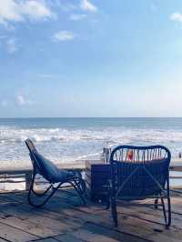 멋진 오션뷰에🌊 노을은🌅 덤! 낮과 밤까지 아름다운 바다보고 힐링하기 발리 라브리사