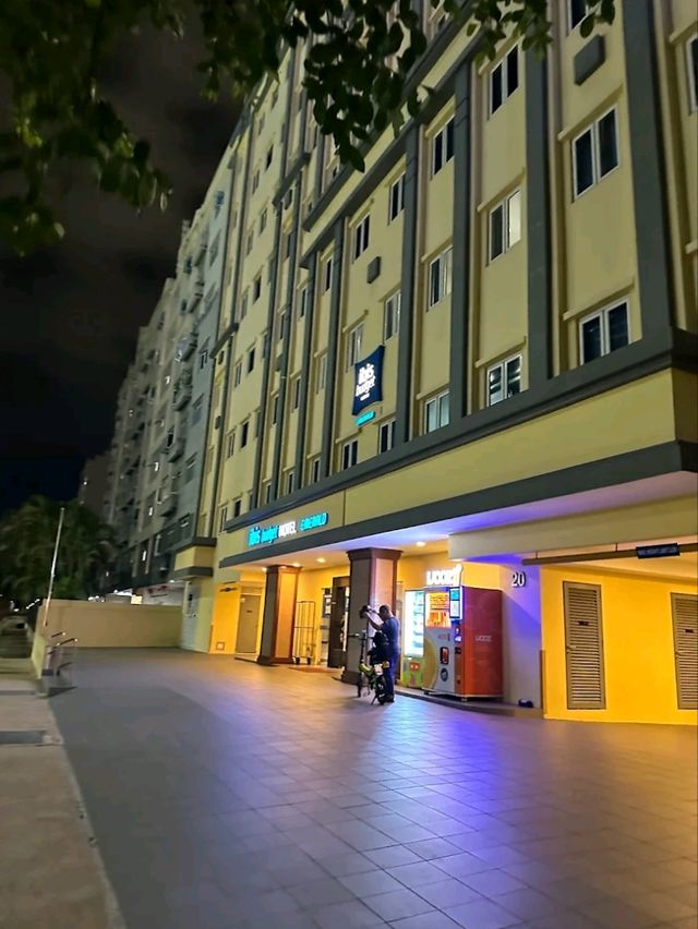 “Clean Comfort in the Heart of Geylang”