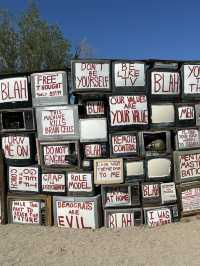 🌵アメリカ最後の自由地？🇺🇸【スラブ・シティ（Slab City）】とは