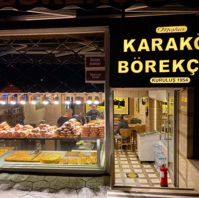 Dawn's Simit Symphony: Bakery Chronicles