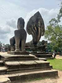 Life changing Angkor Wat, A Real World Wonder 🇰🇭 🛕 