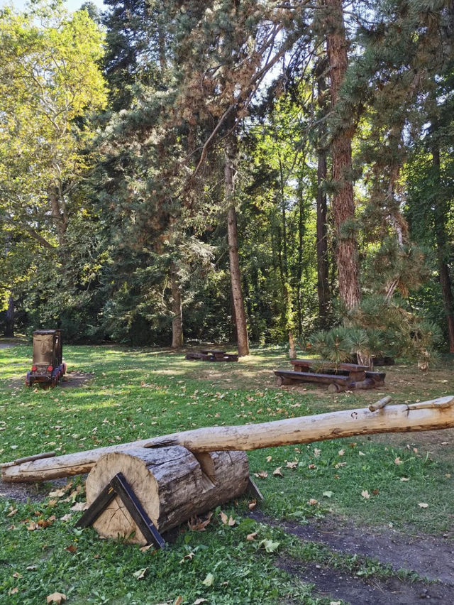 Royal Palace of Vrana Playground 🏟️